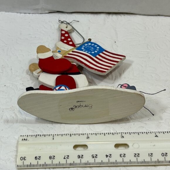 VTG Emgee Ornament Santa Marching with Flag Bicentennial Wooden 3.5"x5" - Picture 9 of 9